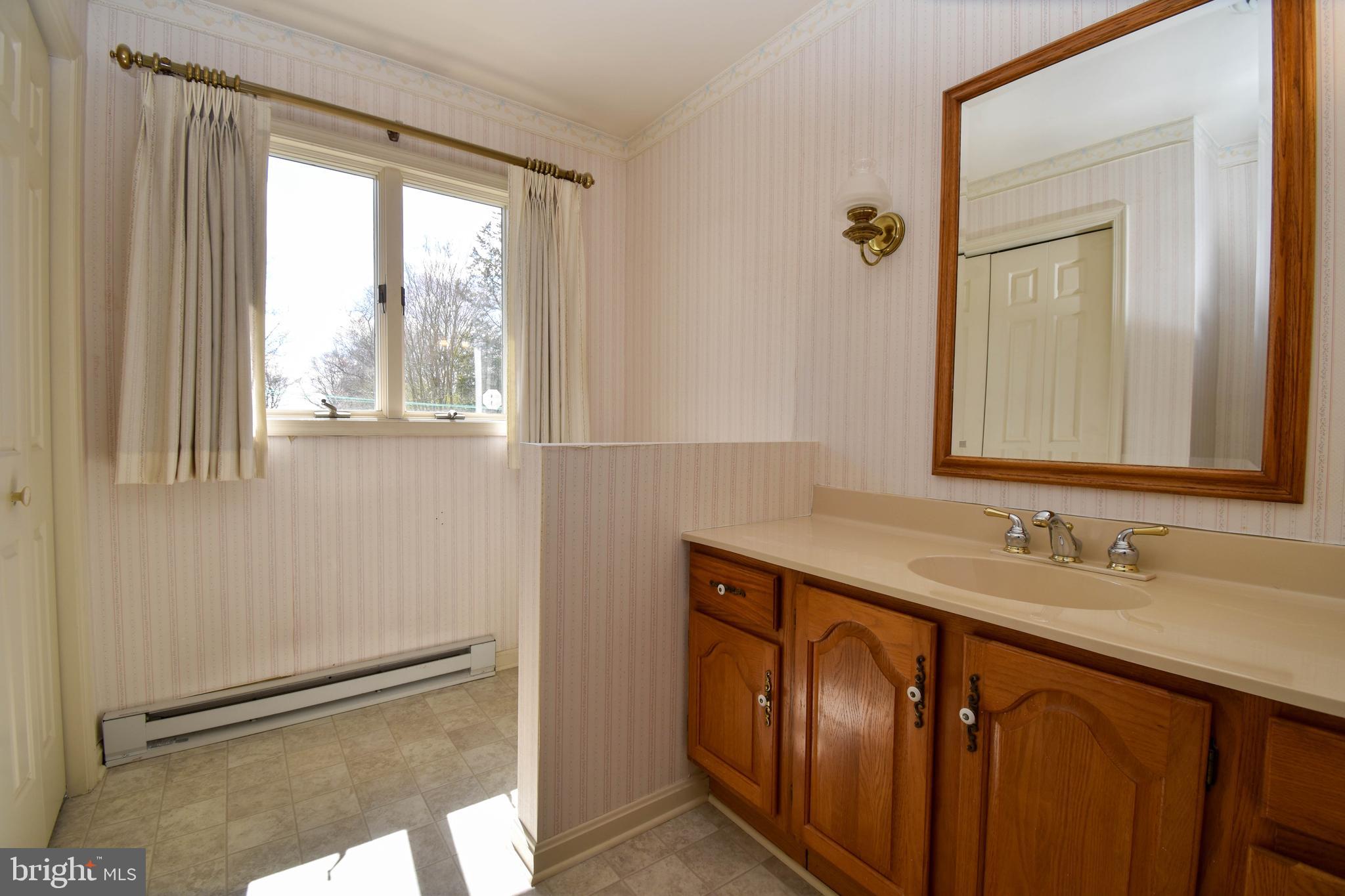 20 Lighthouse Road Selbyville, DE 19975 - Photo 27 of 35 Secondary Bathroom