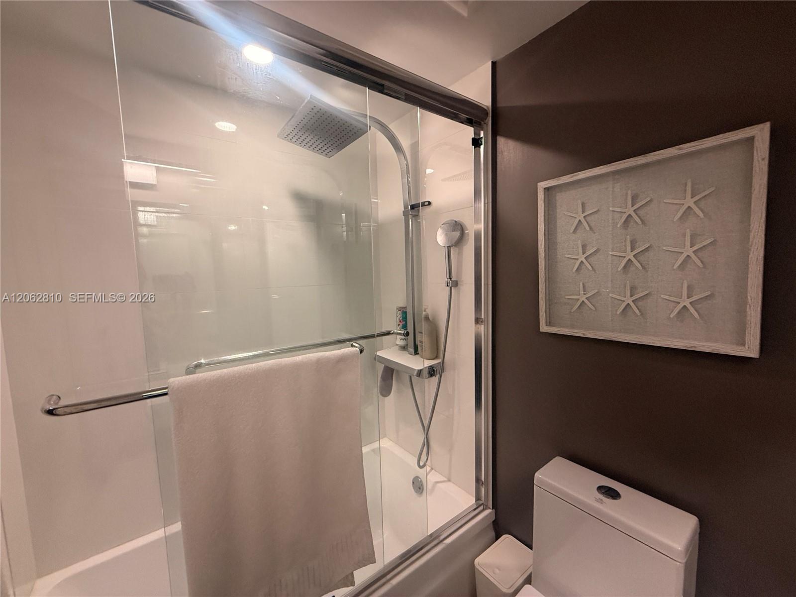 100 Lincoln Road, Unit 314B Miami Beach, FL 33139 - Photo 11 of 25 Gallery Image 11