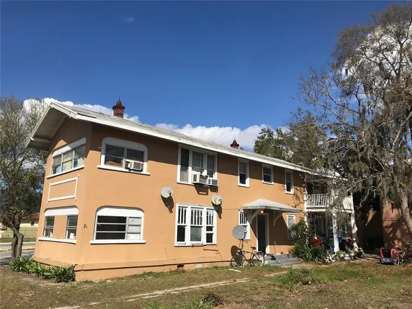 $750 | 720 6th Street North, Unit 1, Winter Haven, FL 33881