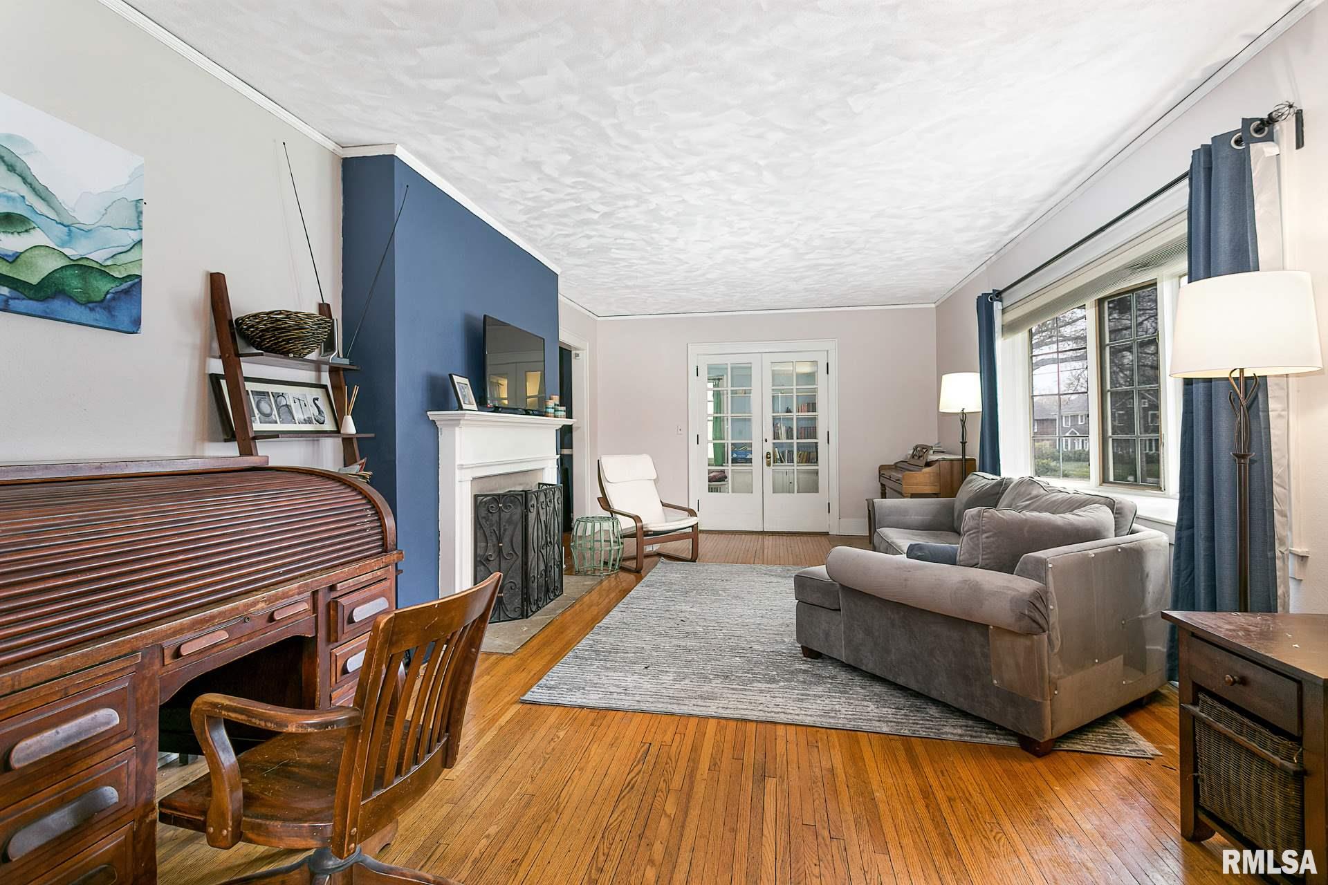 205 Forest Road Davenport, IA 52803 - Photo 8 of 35 Gallery Image 8