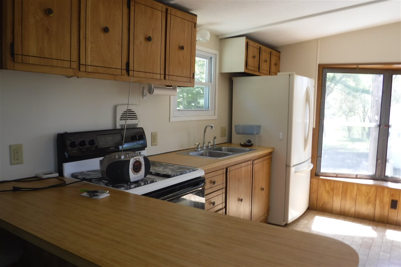 656 Bellows Falls Road Charlestown, NH 03603 - Photo 8 of 9