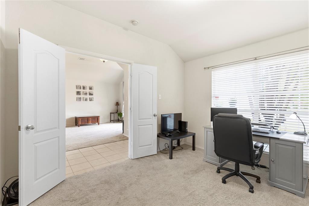 3724 Ranchman Boulevard Denton, TX 76210 - Photo 13 of 31