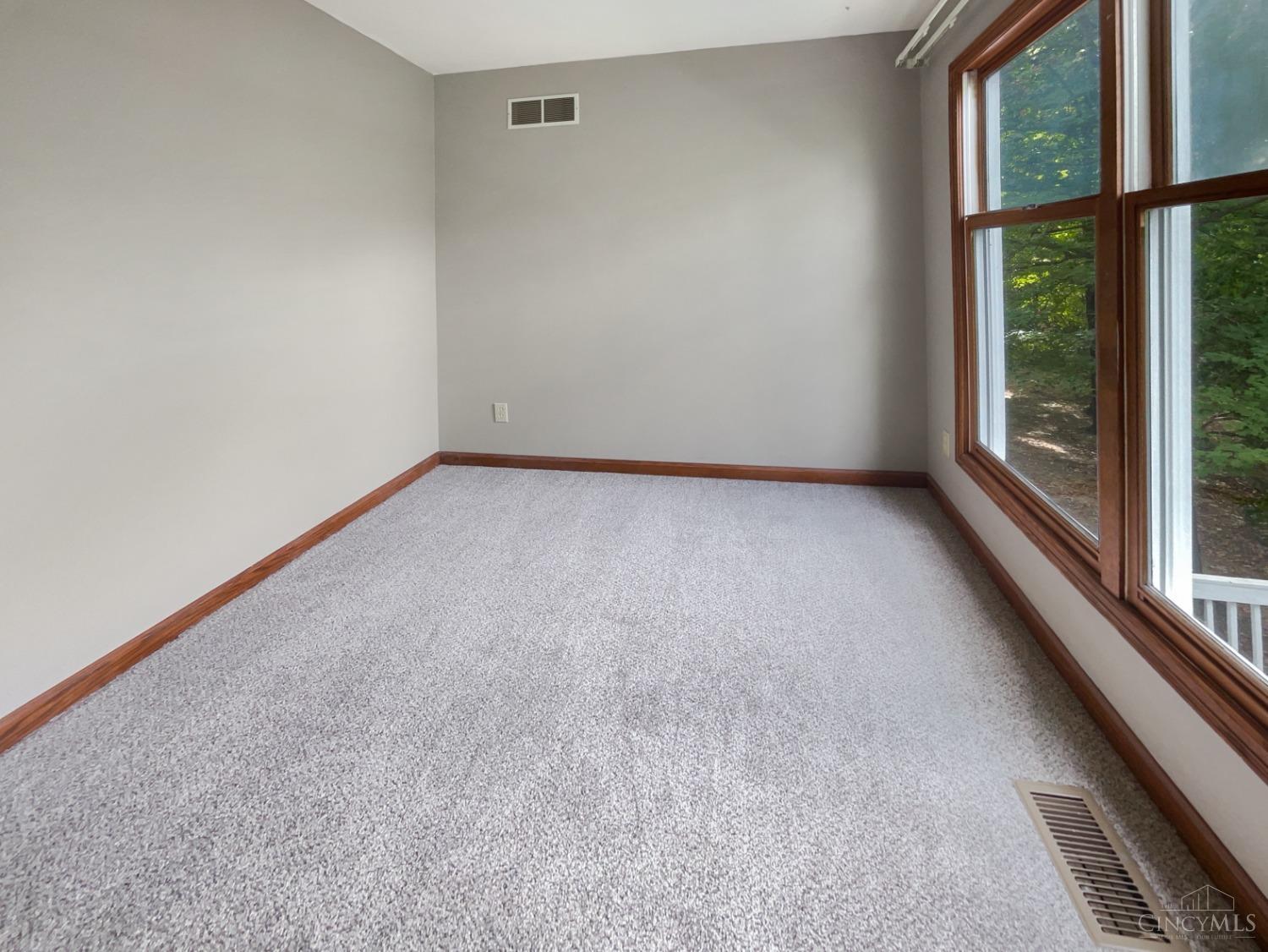 3737 Merwin 10 Mile Road Cincinnati, OH 45245 - Photo 20 of 30 Gallery Image 20