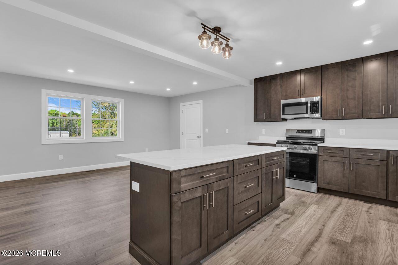 553 Colts Neck Road, Unit B Farmingdale, NJ 07727 - Photo 11 of 34 photos_web_resolution_Hommati250