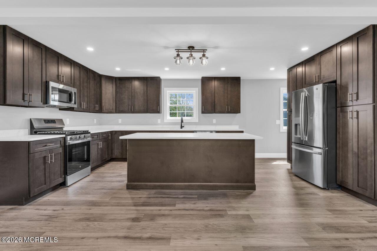 553 Colts Neck Road, Unit B Farmingdale, NJ 07727 - Photo 13 of 34 photos_web_resolution_Hommati252