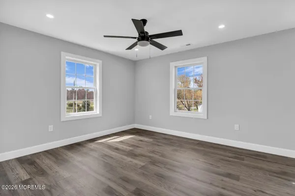 $5,000 | 553 Colts Neck Road, Unit B, Farmingdale, NJ 07727