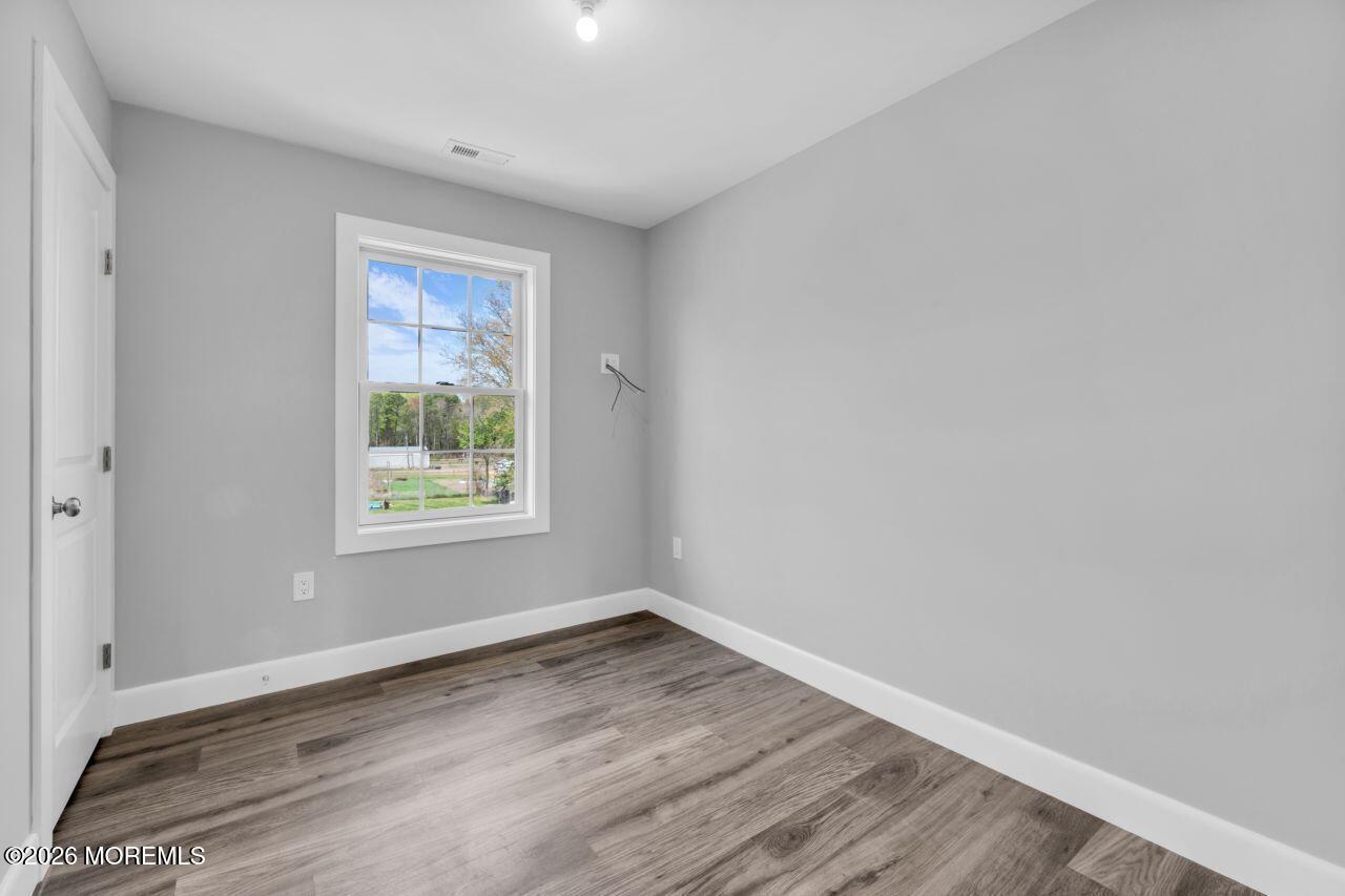 553 Colts Neck Road, Unit B Farmingdale, NJ 07727 - Photo 24 of 34 photos_web_resolution_Hommati263
