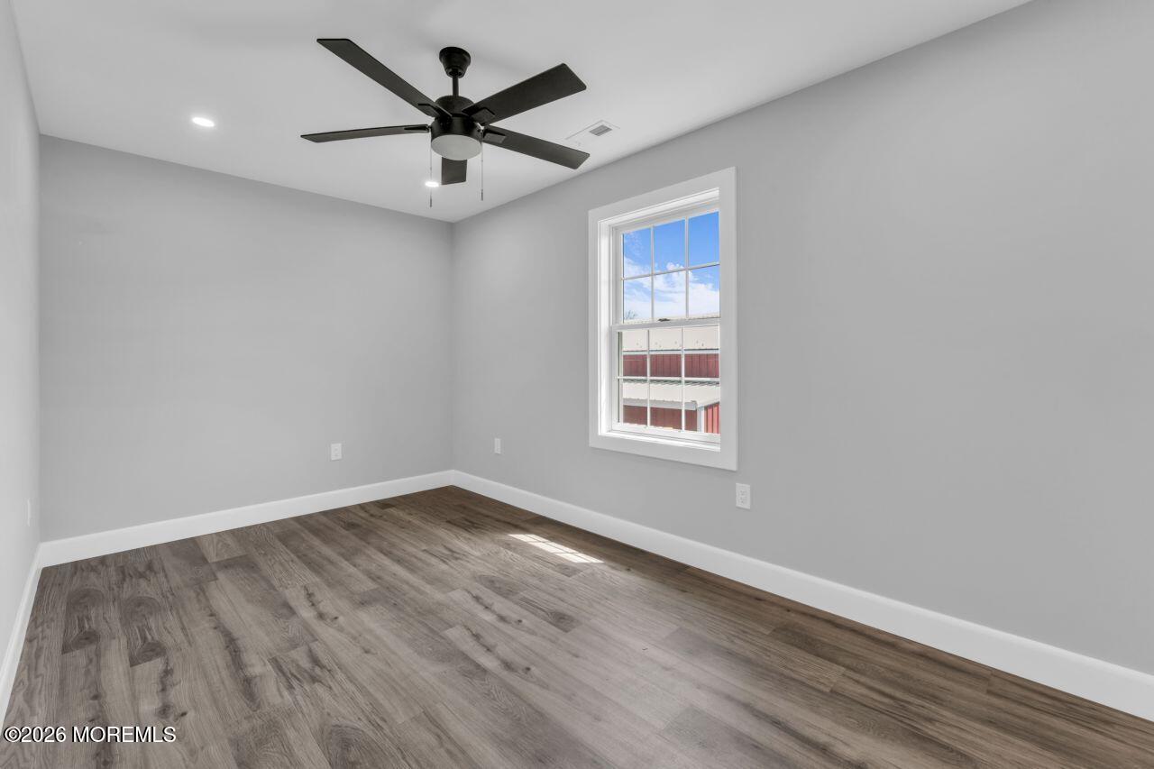 553 Colts Neck Road, Unit B Farmingdale, NJ 07727 - Photo 25 of 34 photos_web_resolution_Hommati264