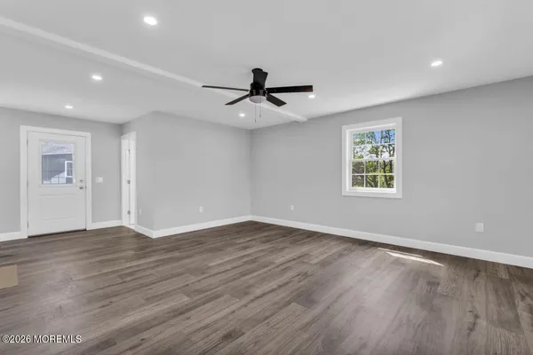 $5,000 | 553 Colts Neck Road, Unit B, Farmingdale, NJ 07727