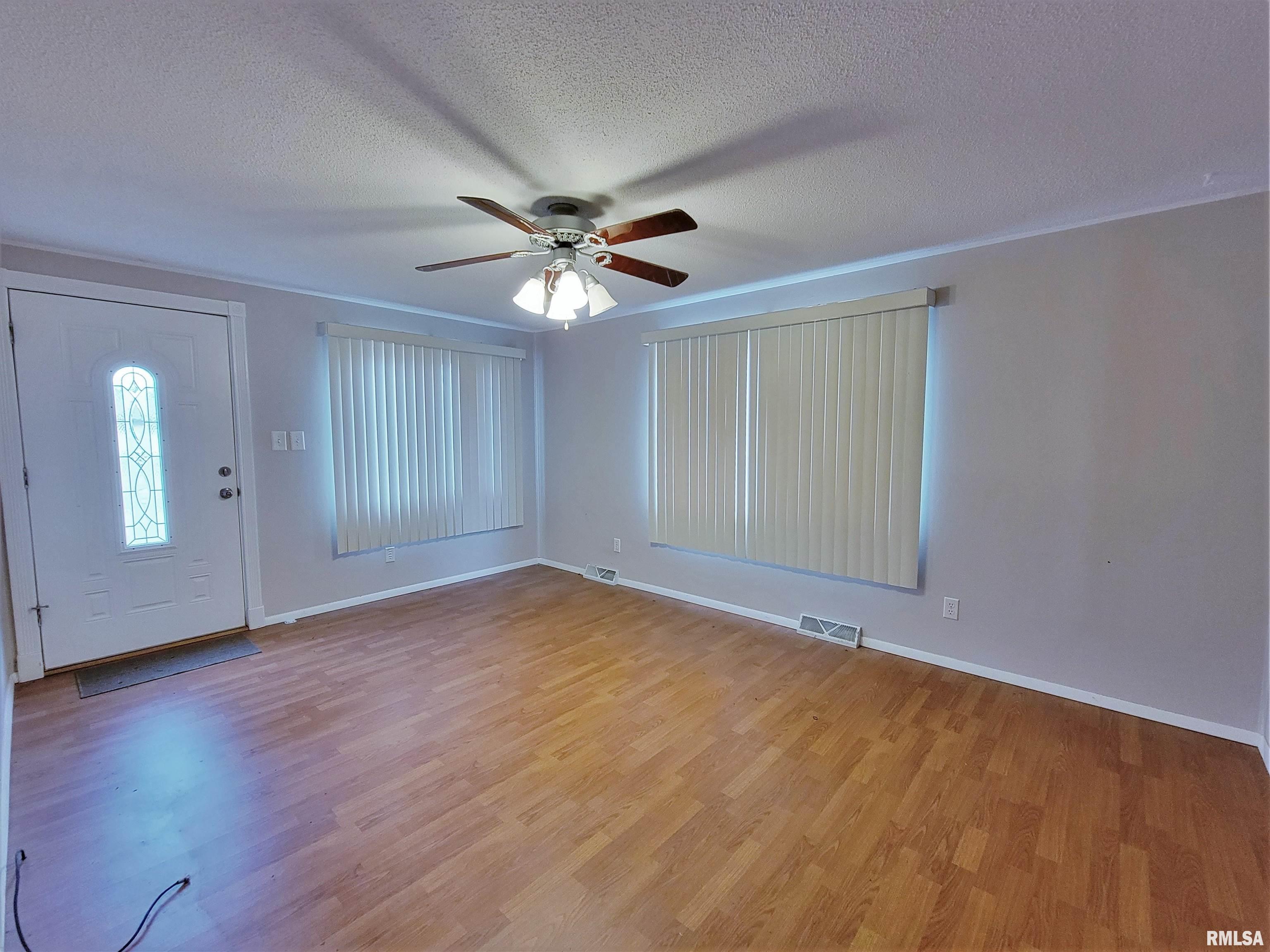 3008 Terra Court Springfield, IL 62707 - Photo 3 of 16