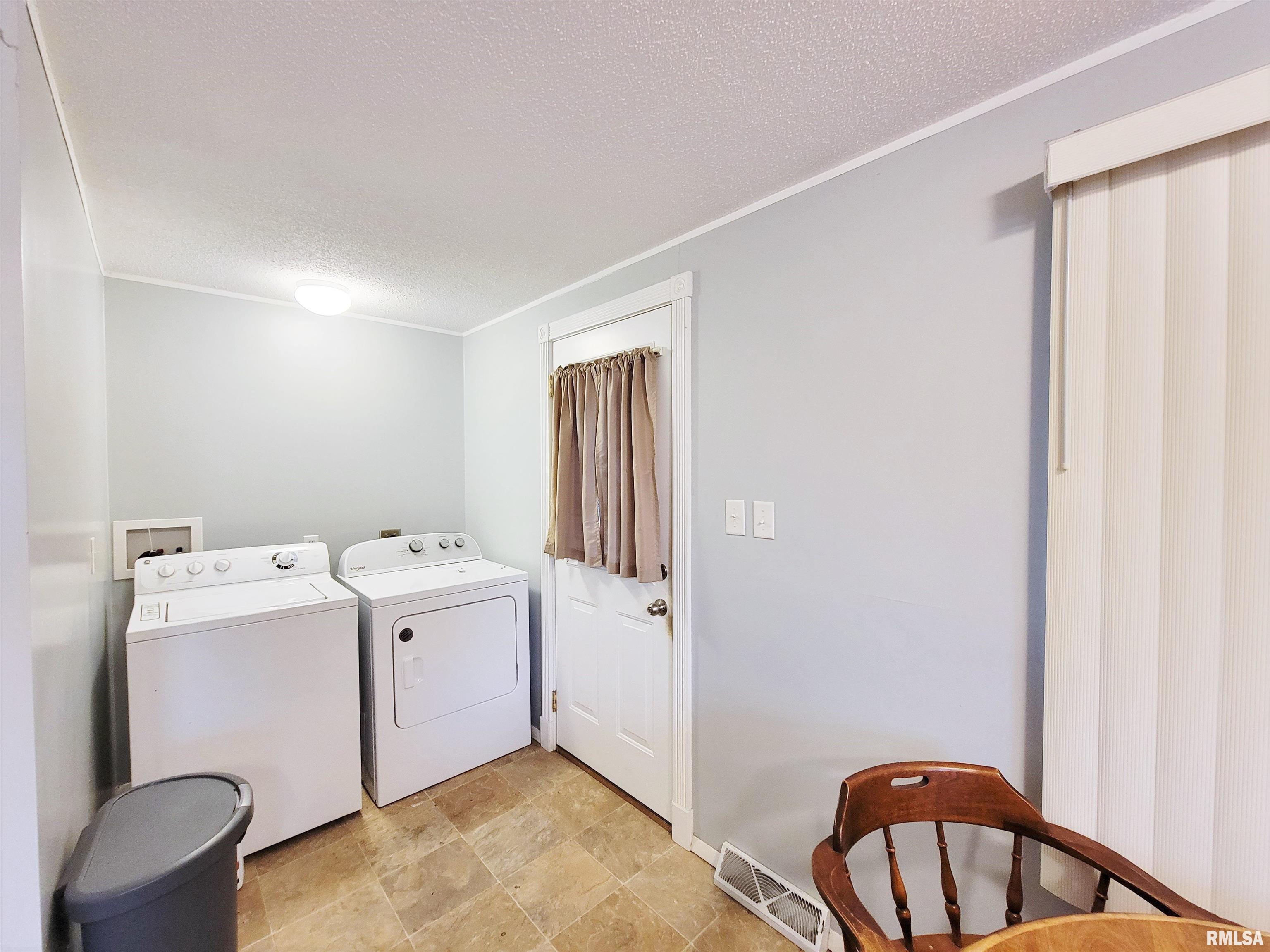 3008 Terra Court Springfield, IL 62707 - Photo 8 of 16