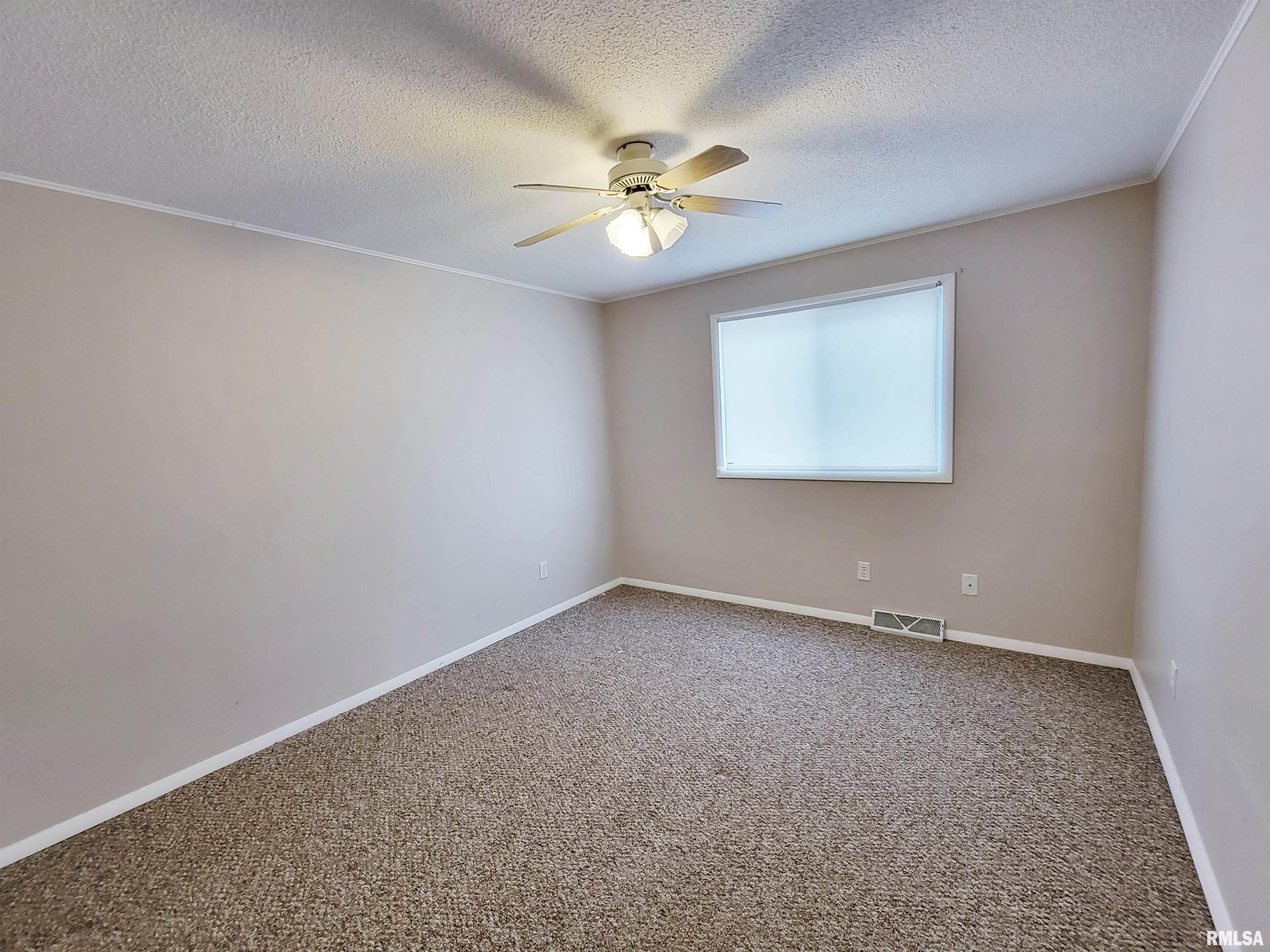 3008 Terra Court Springfield, IL 62707 - Photo 10 of 16