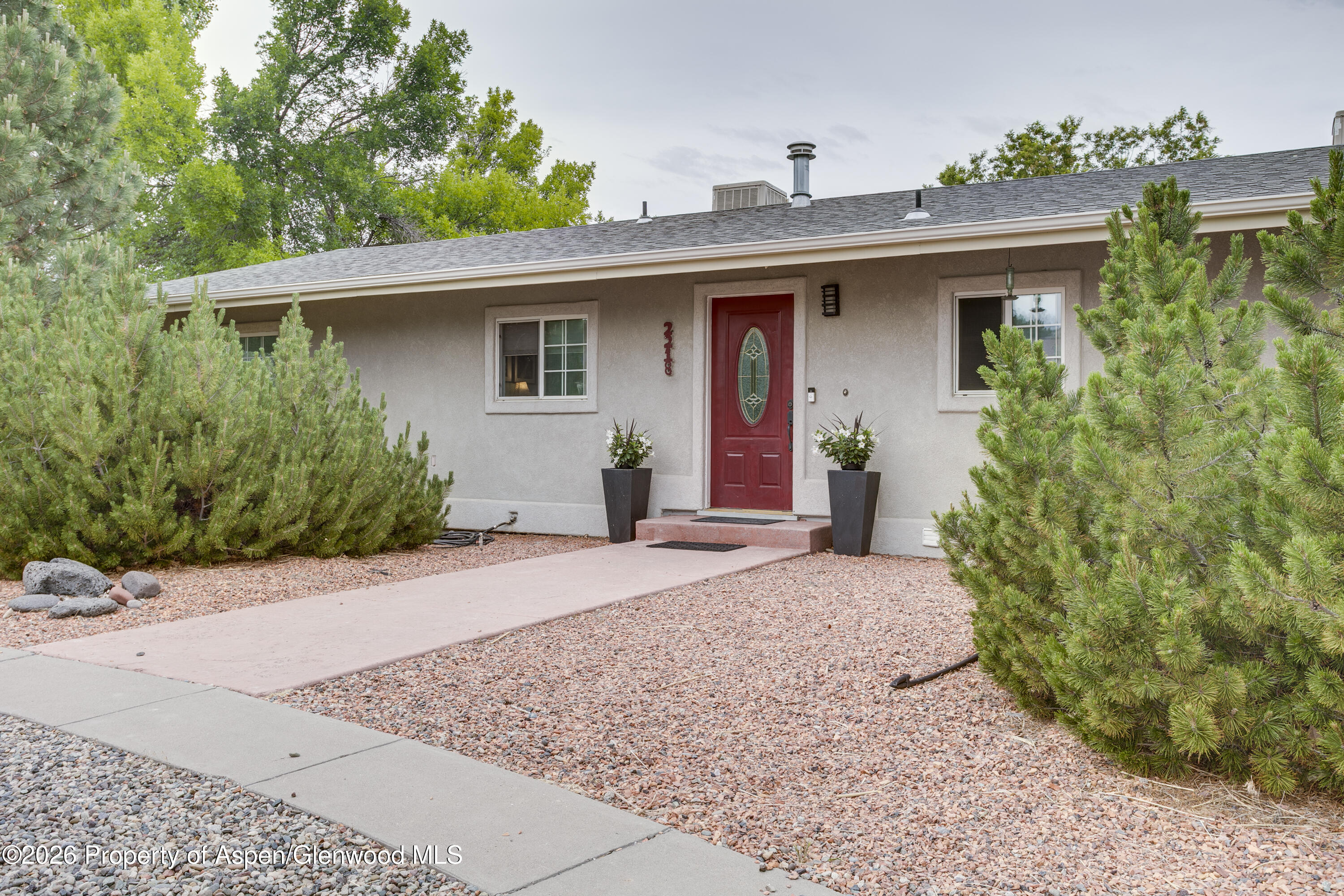 2218 Saddlehorn Road Grand Junction, CO 81507 - Photo 6 of 47 2218_Saddlehorn_Rd_Front-3
