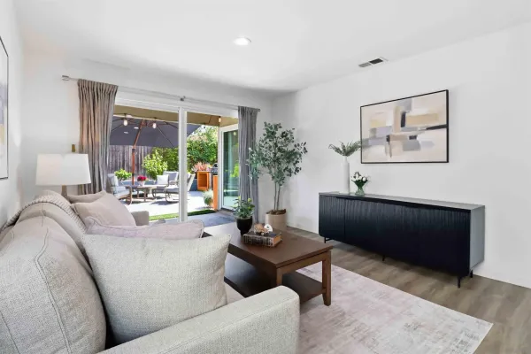$839,900 | 250 Manzanita Drive, Oceanside, CA 92057