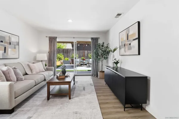 $839,900 | 250 Manzanita Drive, Oceanside, CA 92057