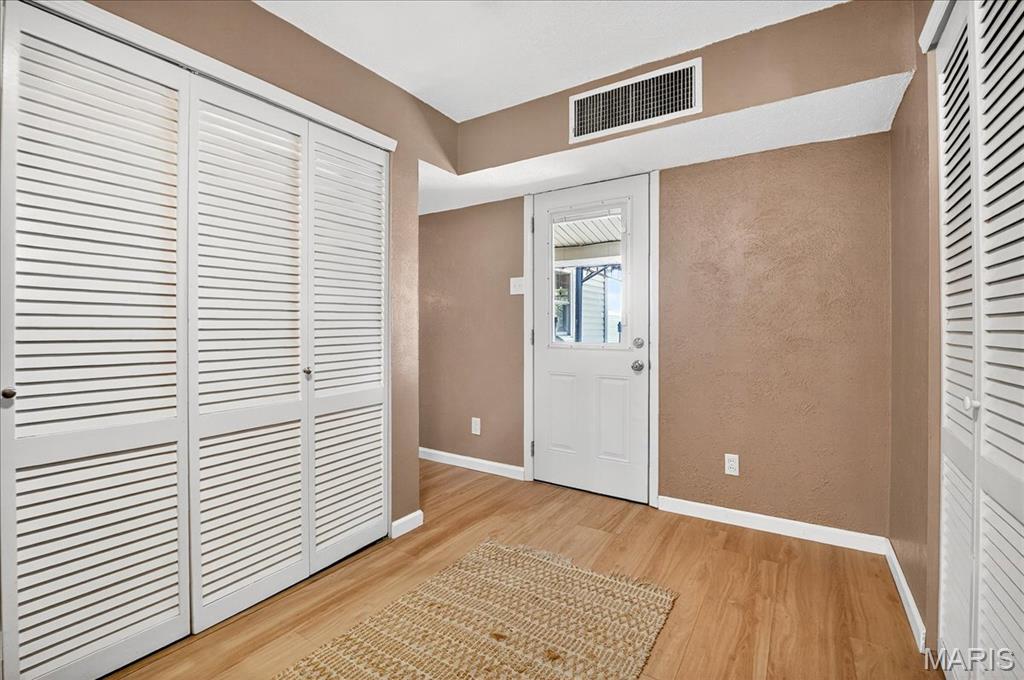 277 Ramsey Lane Ballwin, MO 63021 - Photo 16 of 27