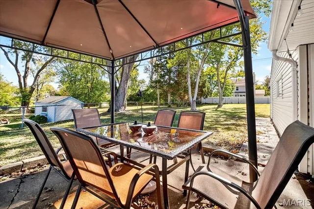 $324,999 | 277 Ramsey Lane, Ballwin, MO 63021