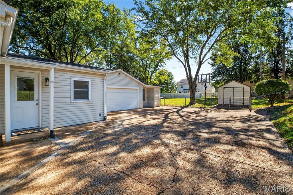 277 Ramsey Lane Ballwin, MO 63021 - Photo 24 of 27