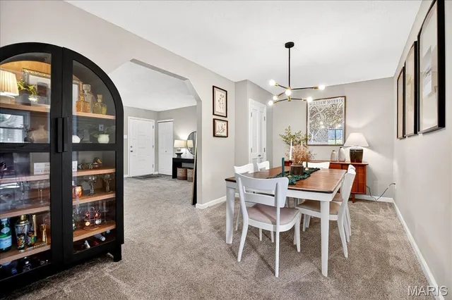 $324,999 | 277 Ramsey Lane, Ballwin, MO 63021