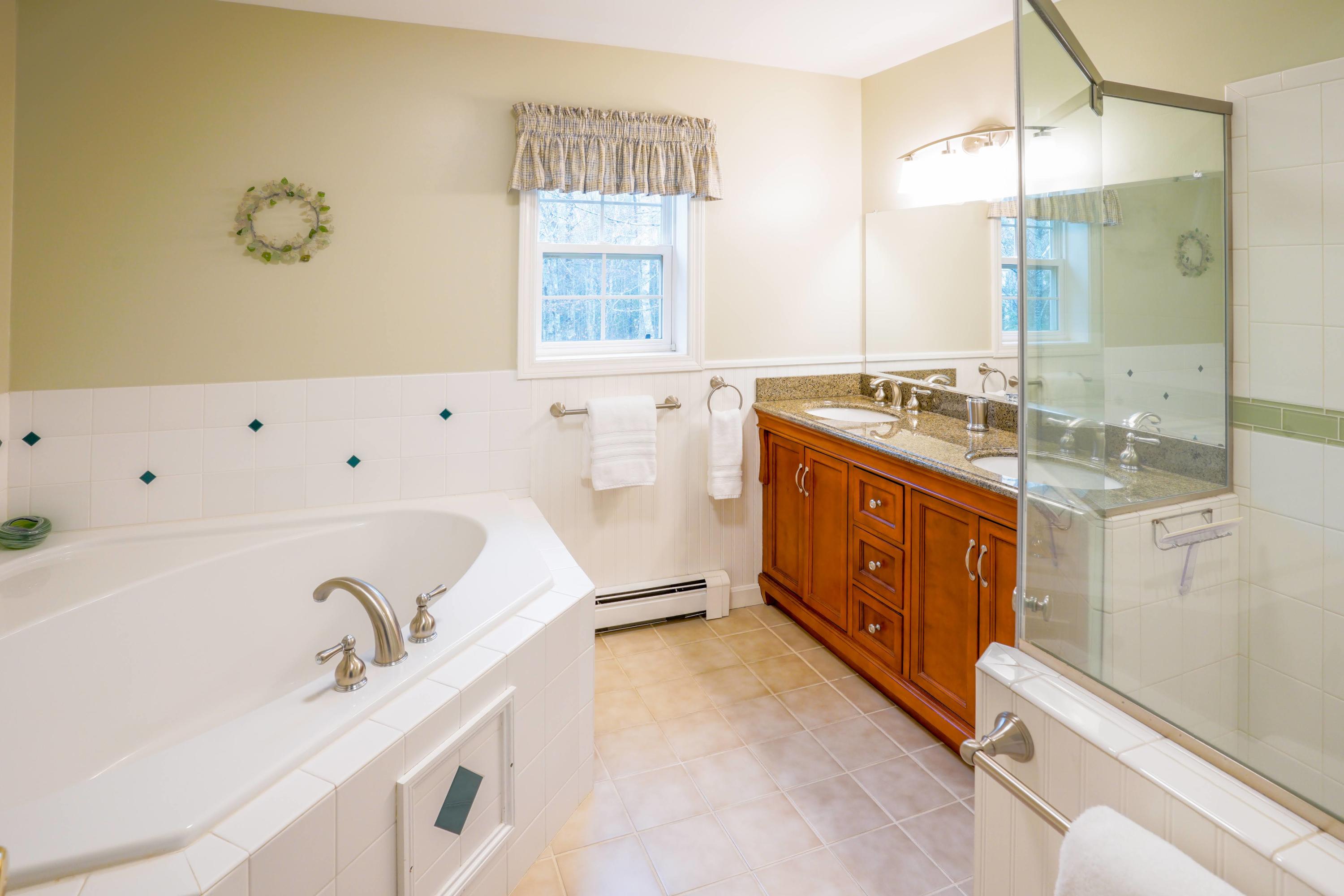 10 Sweetbrier Road Camden, ME 04843 - Photo 26 of 40 Master Bath