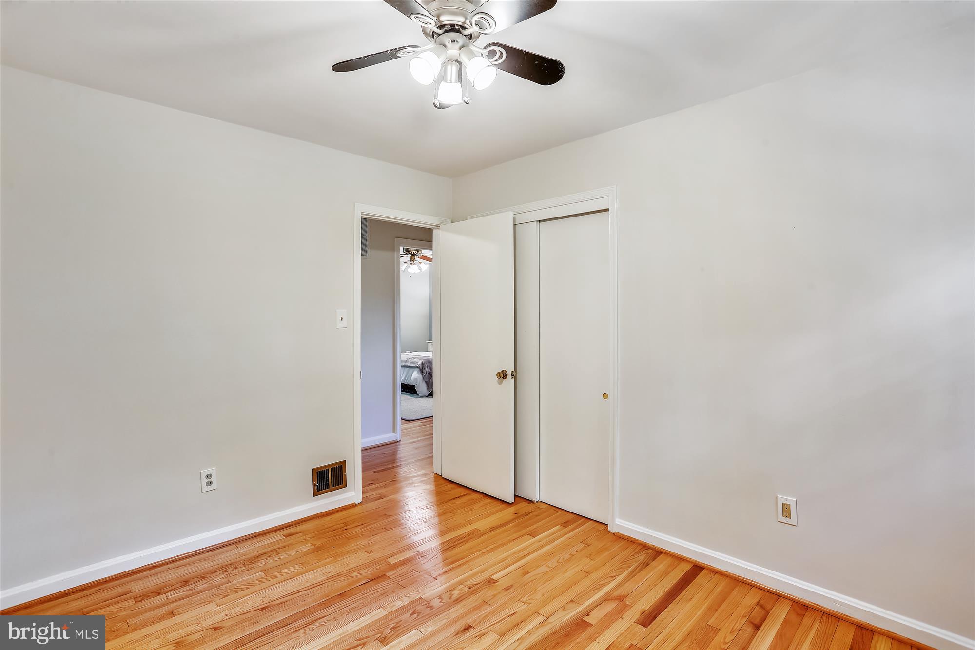 8214 Beech Tree Road Bethesda, MD 20817 - Photo 23 of 50 Bedroom