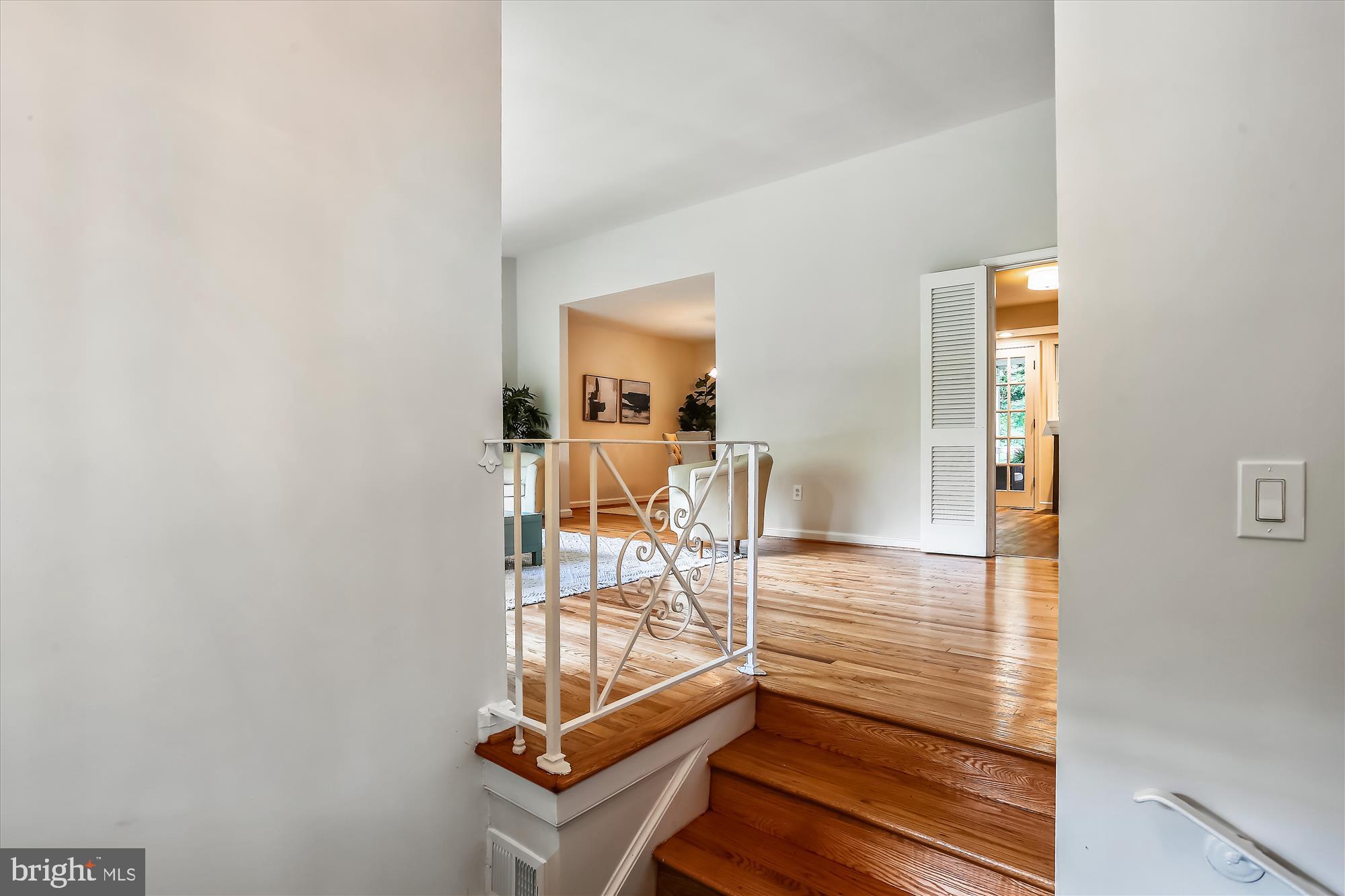8214 Beech Tree Road Bethesda, MD 20817 - Photo 3 of 50 Steps to Living Room