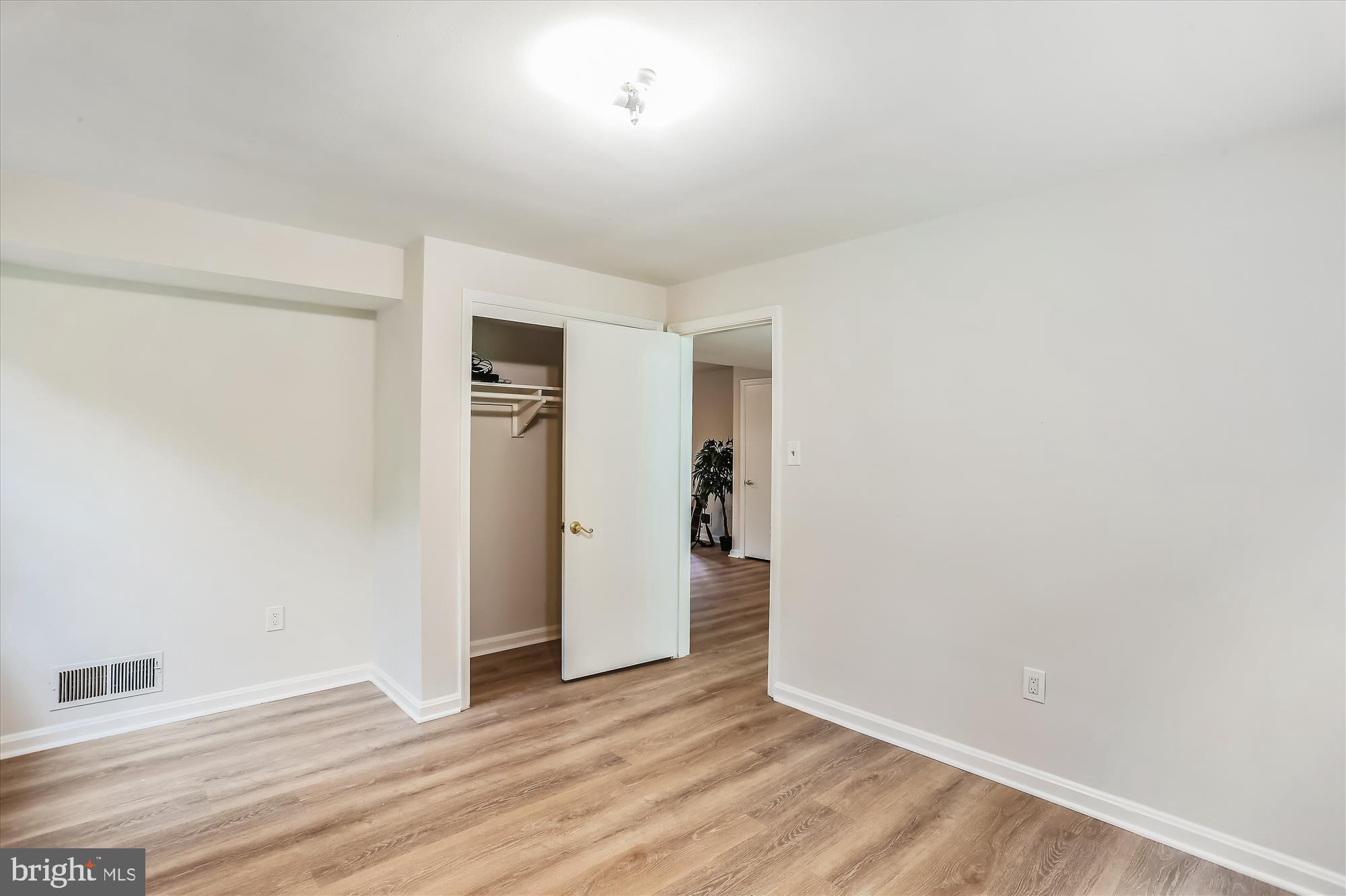 8214 Beech Tree Road Bethesda, MD 20817 - Photo 35 of 50 LL Bedroom