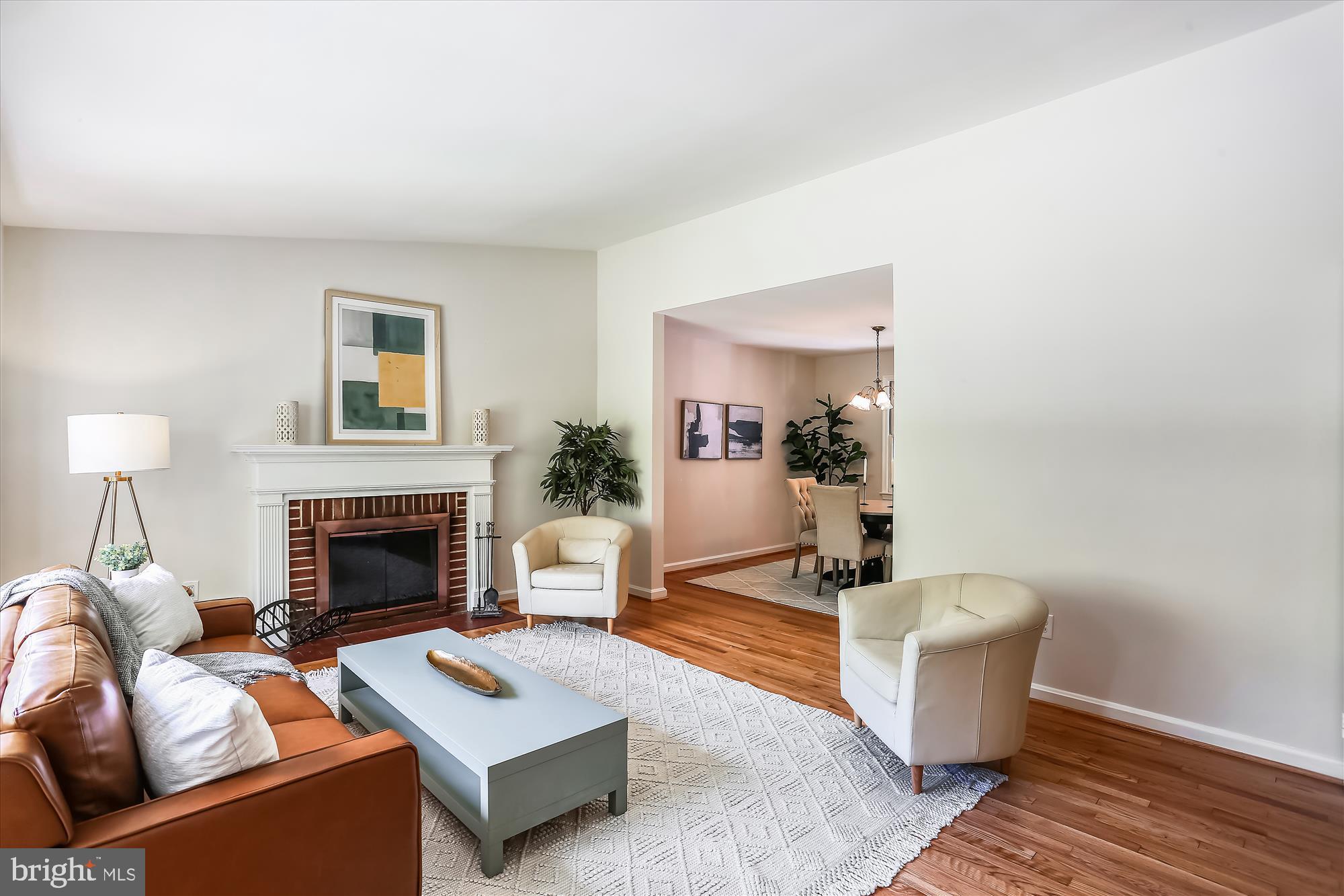 8214 Beech Tree Road Bethesda, MD 20817 - Photo 5 of 50 Living Room