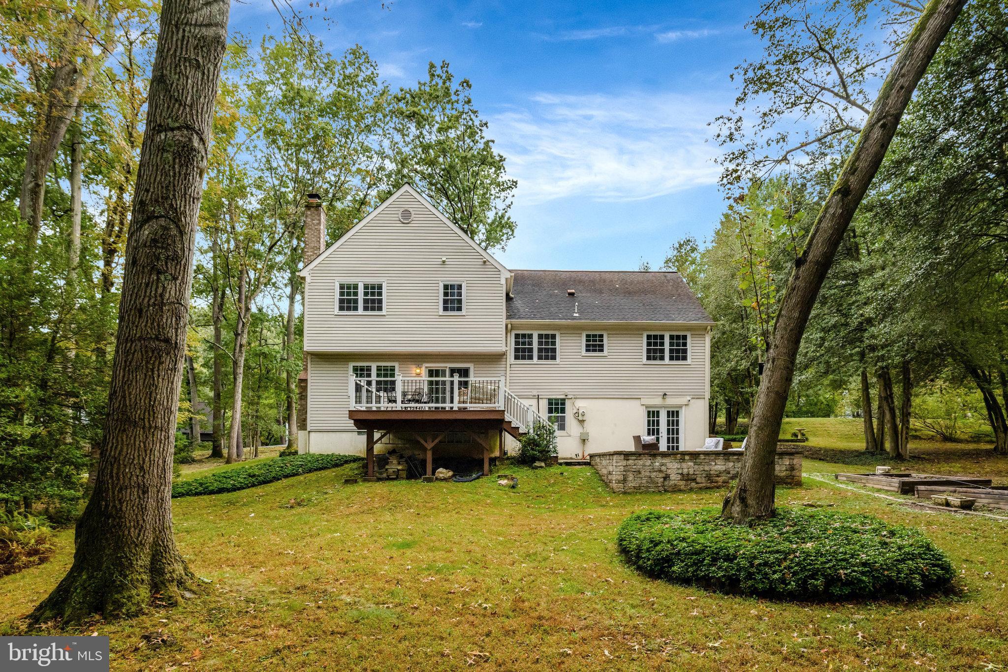 1827 Post Oak Trail Reston, VA 20191 - Photo 32 of 33 Gallery Image 32