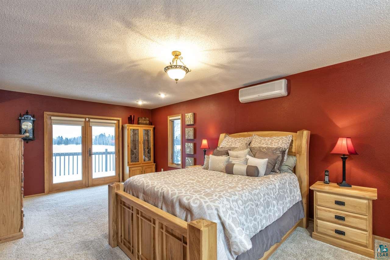 6404 Arnold Road Duluth, MN 55803 - Photo 26 of 38 Upper Level Master Suite