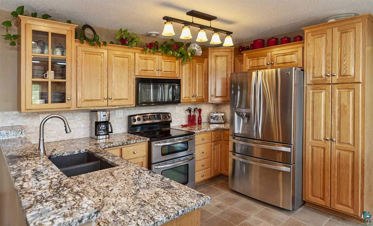 6404 Arnold Road Duluth, MN 55803 - Photo 7 of 38 Kitchen