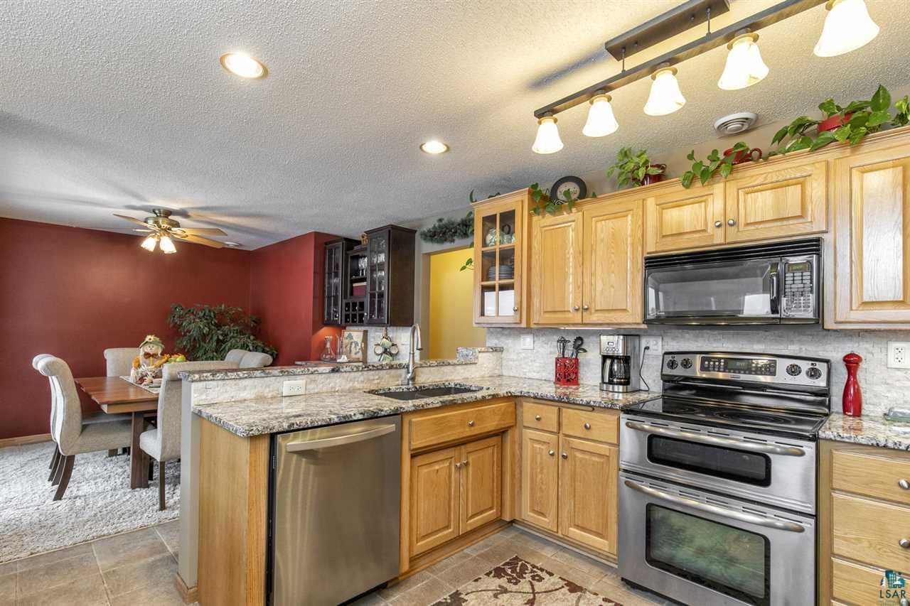 6404 Arnold Road Duluth, MN 55803 - Photo 8 of 38 Kitchen