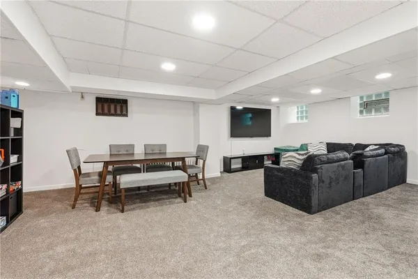 $899,000 | 6728 Beacon Street, Pittsburgh, PA 15217
