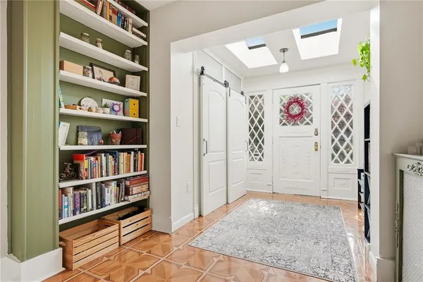 $899,000 | 6728 Beacon Street, Pittsburgh, PA 15217