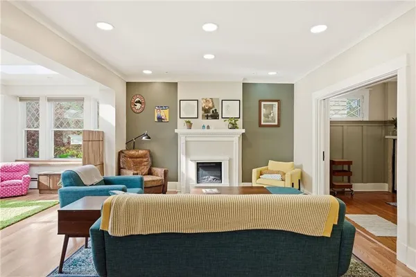 $899,000 | 6728 Beacon Street, Pittsburgh, PA 15217