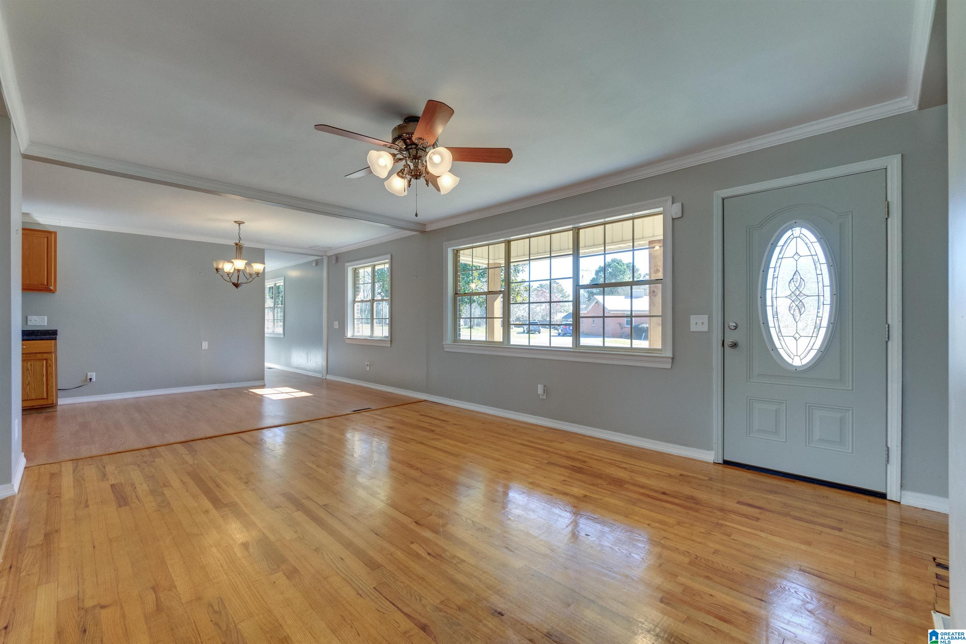 100 Kevin Lane Clanton, AL 35045 - Photo 9 of 38
