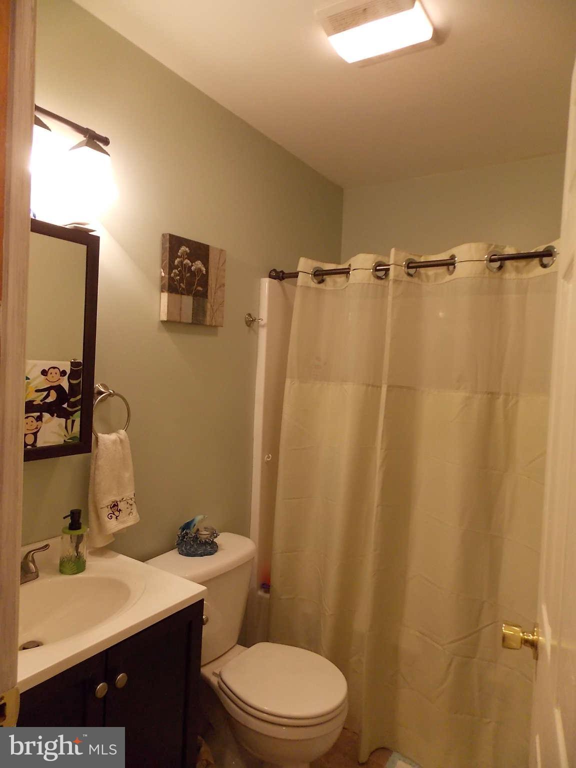 10468 Mapleton Road Shippensburg, PA 17257 - Photo 7 of 23 Bath