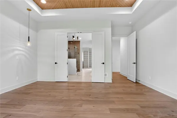 $1,699,999 | 7260 Northwest Pampas Lane, Parkville, MO 64152