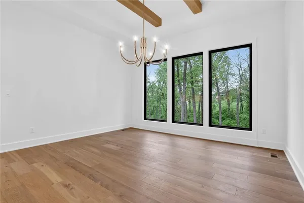 $1,699,999 | 7260 Northwest Pampas Lane, Parkville, MO 64152