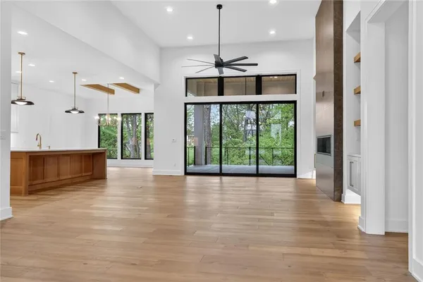 $1,699,999 | 7260 Northwest Pampas Lane, Parkville, MO 64152