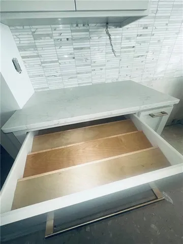 $1,699,999 | 7260 Northwest Pampas Lane, Parkville, MO 64152