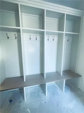 $1,699,999 | 7260 Northwest Pampas Lane, Parkville, MO 64152