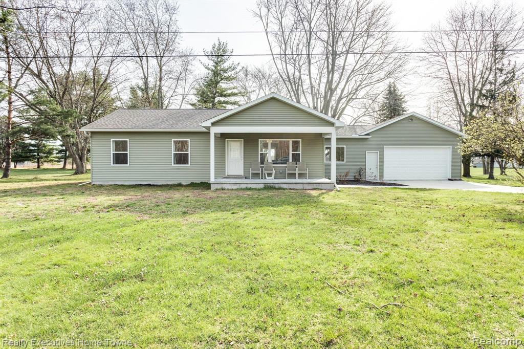 6324 State Road Fort Gratiot, MI 48059 - Photo 1 of 34