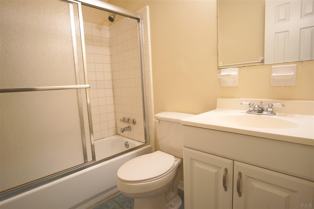 5688 Muldoon Road Pensacola, FL 32526 - Photo 14 of 23