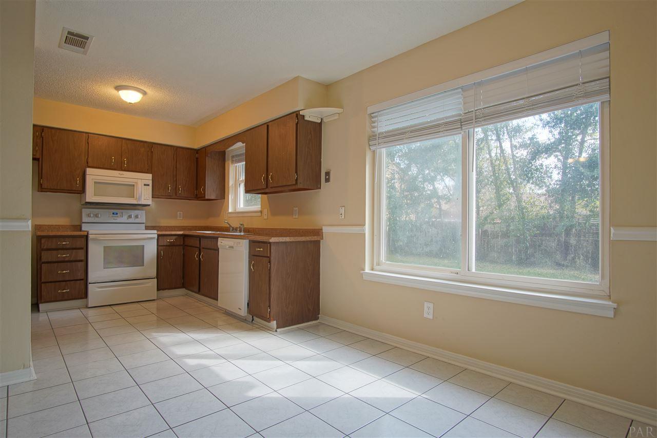 5688 Muldoon Road Pensacola, FL 32526 - Photo 8 of 23