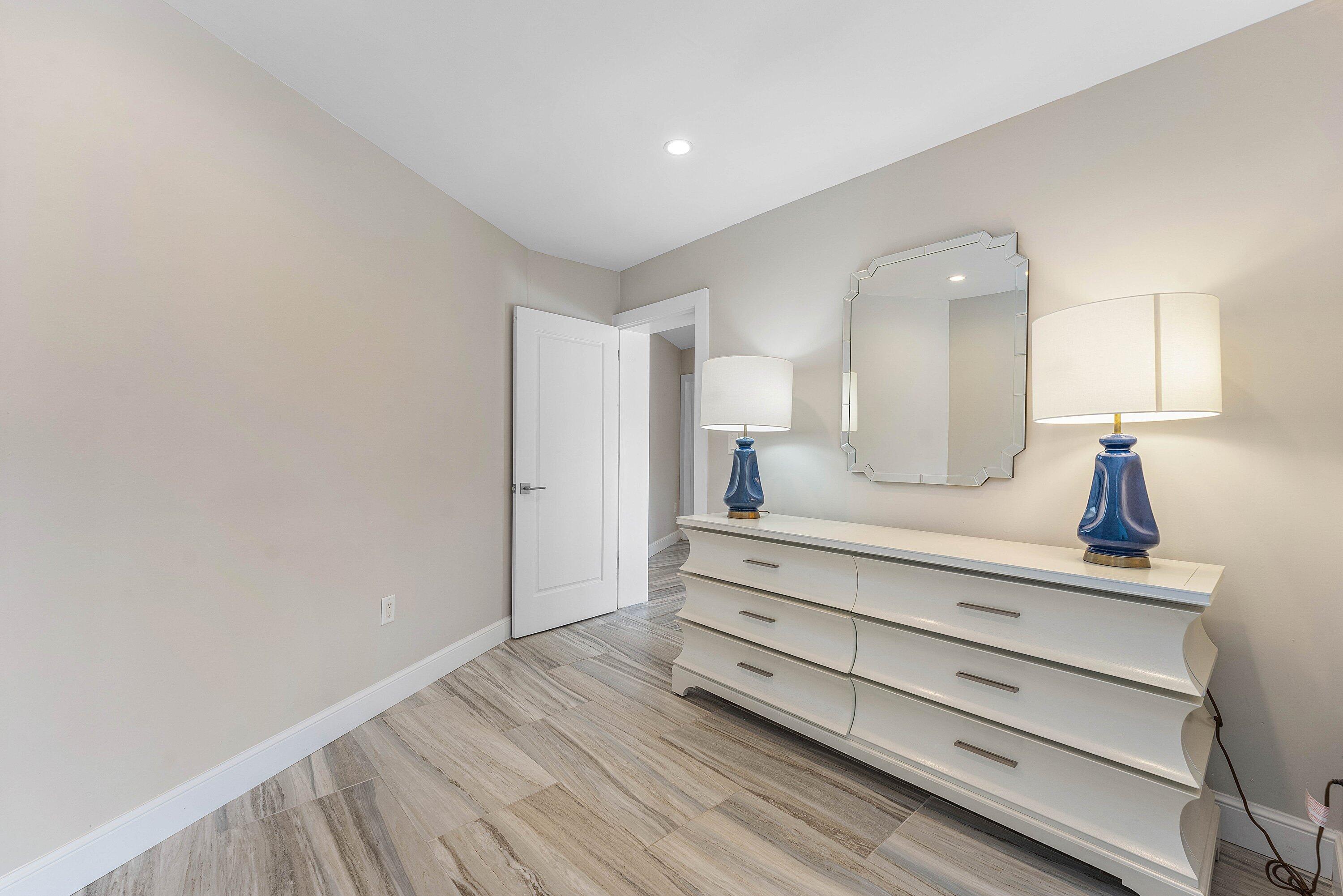 811 Palm Trail Delray Beach, FL 33483 - Photo 16 of 57 033-815PalmTrail-1-DelrayBeach-FL-33483-