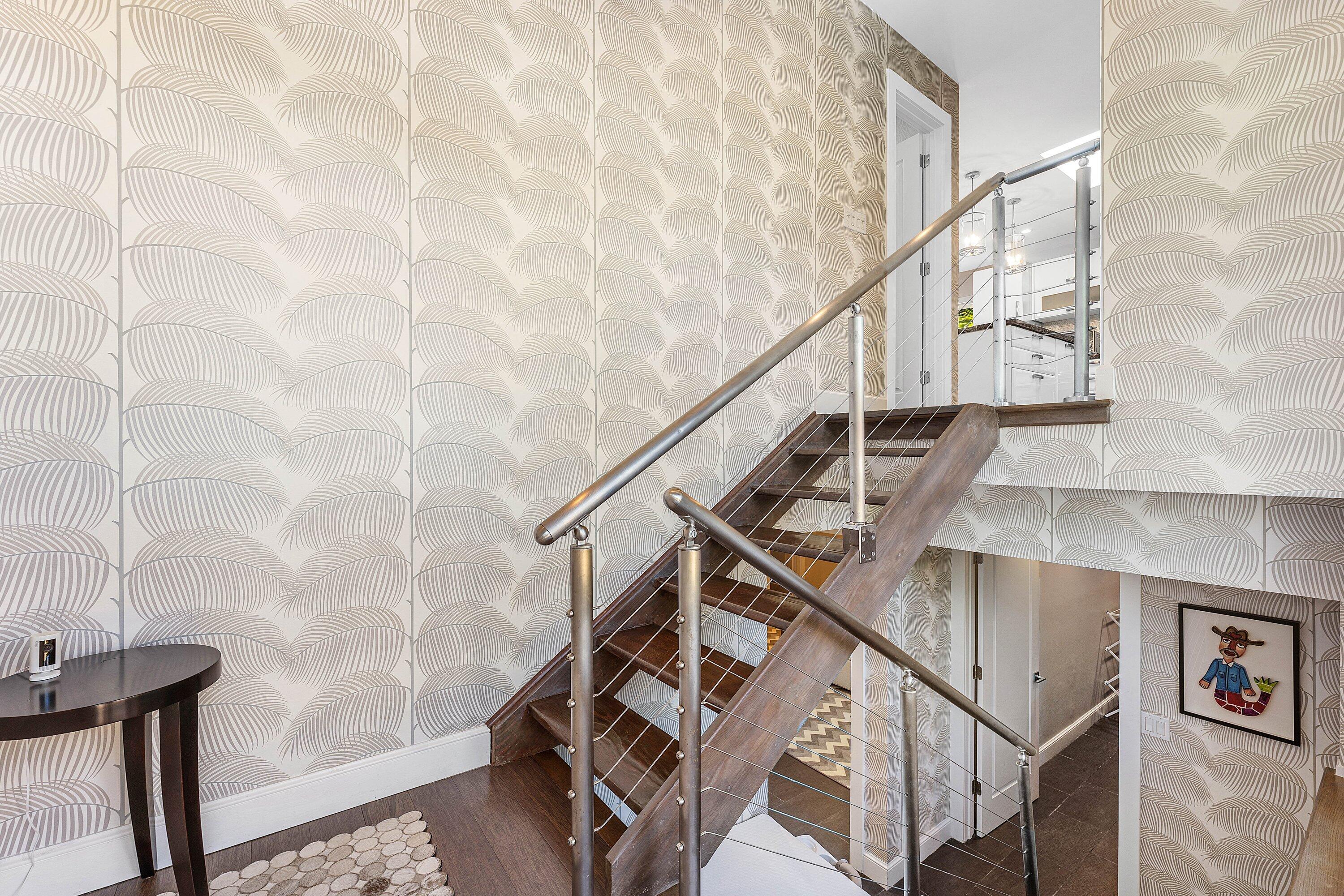 811 Palm Trail Delray Beach, FL 33483 - Photo 22 of 57 a view of entryway