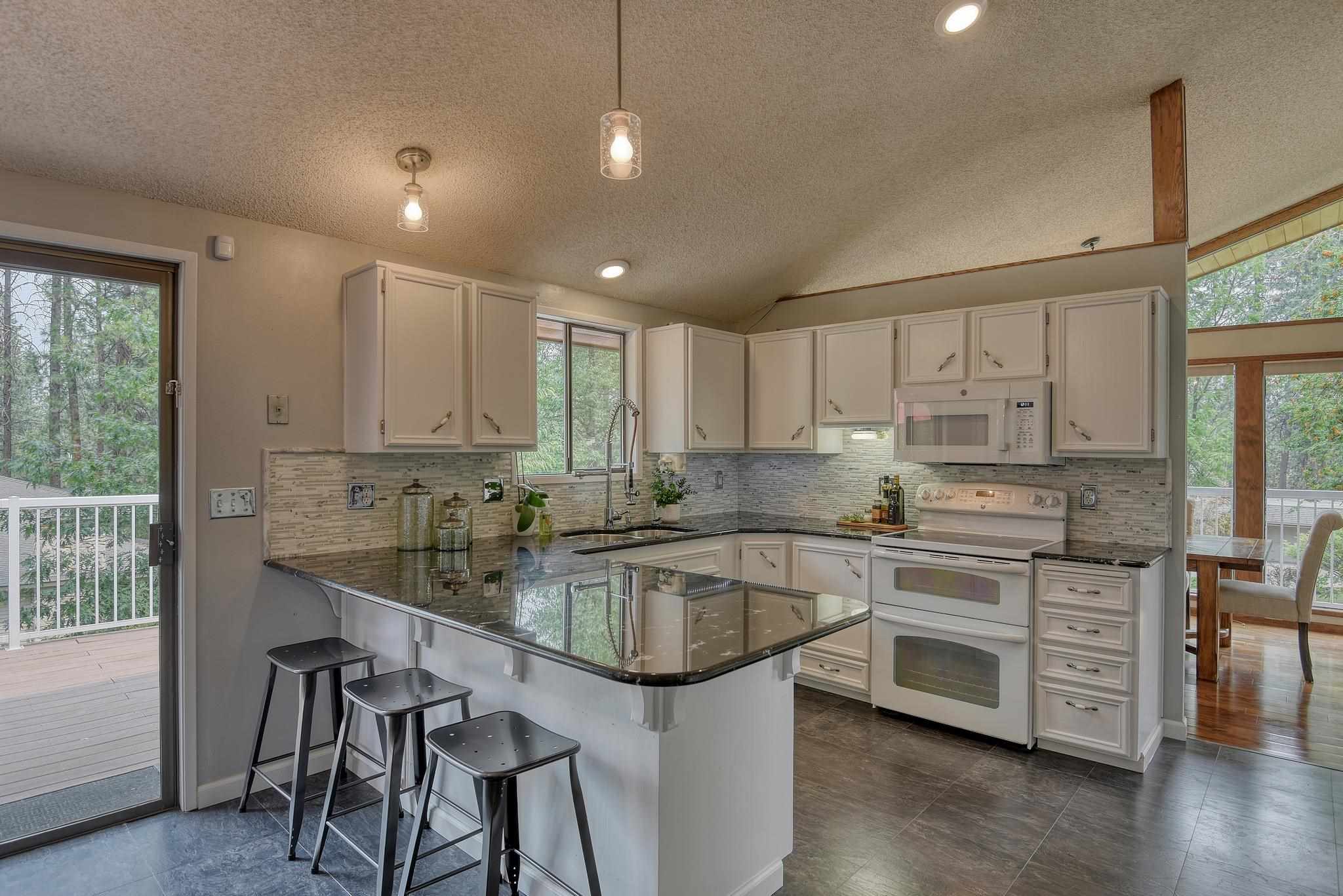 4120 South Adams Road Veradale, WA 99037 - Photo 12 of 46 Gallery Image 12