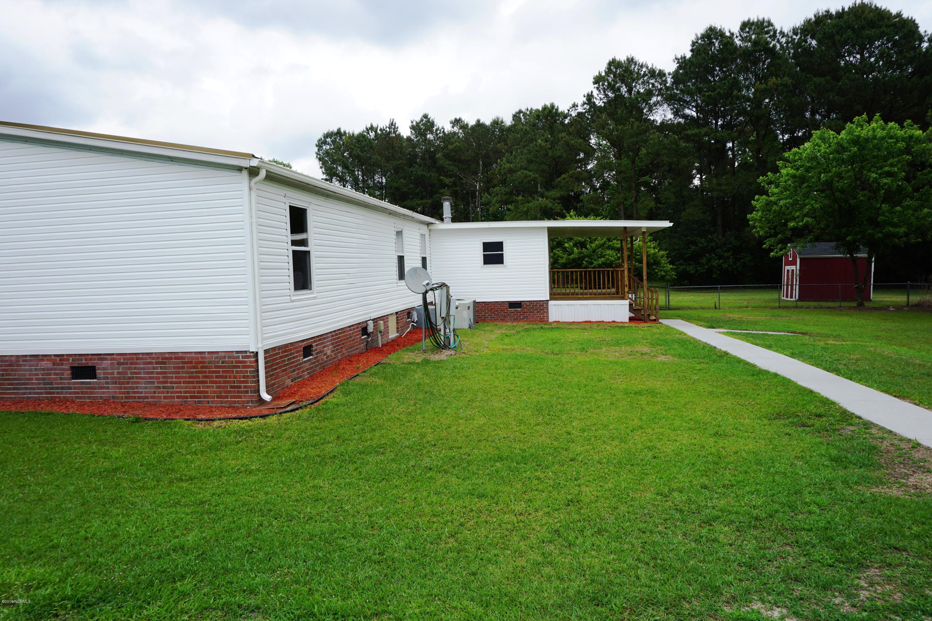 987 Five Mile Road Richlands, NC 28574 - Photo 31 of 32 DSC00561