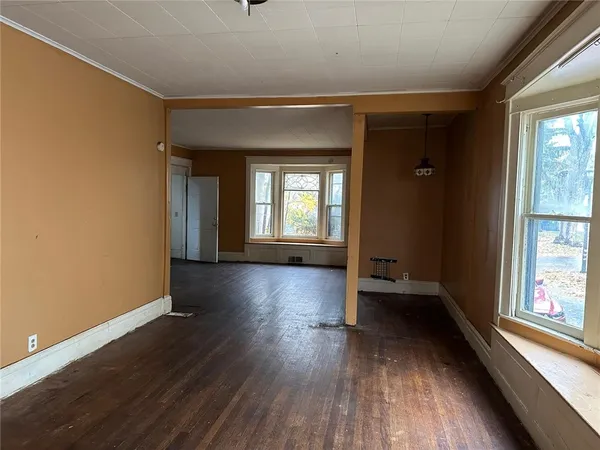 $115,000 | 65-67 Lake View Park, Rochester, NY 14613